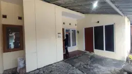 DIJUAL : 295 JT NEGO Rumah 88 M2 Full Bangunan Perum Griya Tama Sari.