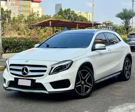 Mercedes Benz GLA200 Sport AMG Tahun 2015
