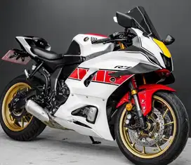 Mesin yamaha R7