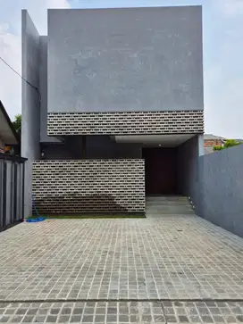 Dijual Rumah baru Modern Tropis  jl. H. Goden pondok pinang jaksel
