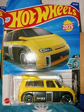 Renault Espace F1 2025