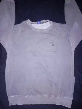 Sweater Crewneck Staff Only Size 3
Second
