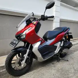 HONDA ADV 150 CBS KM 4.700 PAJAK ON