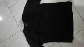 KAOS TSHIRT UNIQLO AIRSM BLACK ORIGINAL SIZE XL