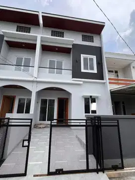 Rumah Strategis 15 Menit ke Gerbang Tol Karawaci 1 Dibantu KPR J-34179