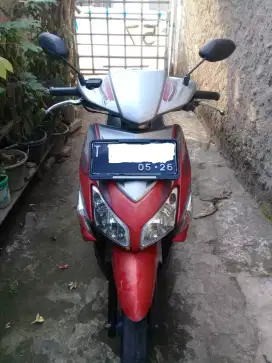 Di jual Honda vario 2011 surat lengkap mesin halus bngt