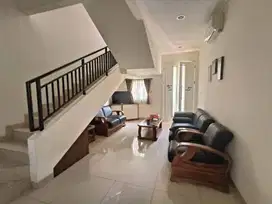 Disewakan Rumah di Summarecon Bandung Full Furnished