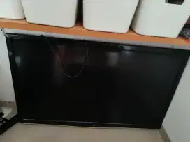 SHARP AQUOS 50