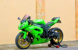 Kawasaki zx6R like new zx25R  CBR600 GSX600