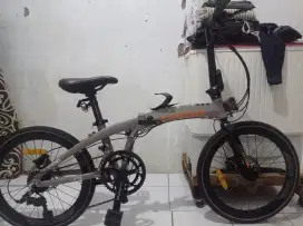 Sepeda lipat bekas merk element