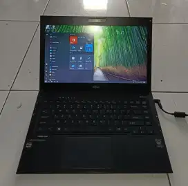 Laptop fujitsu slim core i5 gen 4 ram 4/500 windows 10 siap pakai