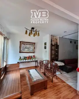 RUMAH BAGUS SIAP HUNI DI PINGGIR JALAN RAYA GRIYA LOKA - BSD (DK)