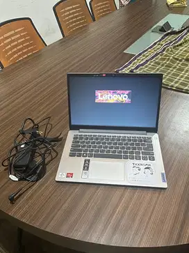 Jual Laptop Pemakaian baru 7 Bulan dan Jarang di gunakan