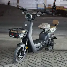 Sepeda listrik model terbaru Denpasar