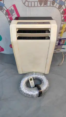 Ac portaible midea 1/2 pk