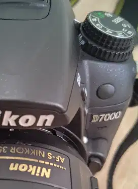 Nikon D7000 Body + A-FS 35mm + A-FS 18-200mm VR II