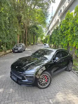 Porsche macan S 3.0cc full option 2014 / 2015 A/T Hitam