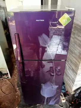 Kulkas Polytron 2 pintu