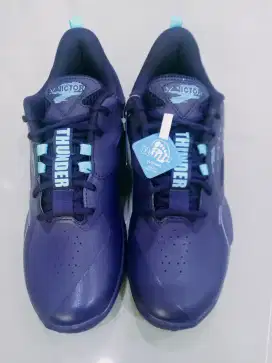 Sepatu Badminton Victor Thunderplus J