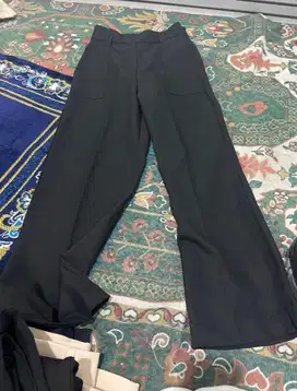 CELANA MARVEILE HITAM