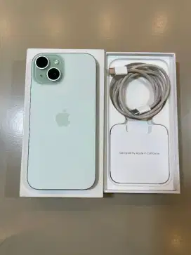 JUAL SECOND iPhone 15 basic 128gb green garansi resmi by Ibox