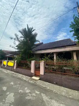 Rumah di Komplek Kedung Badak Baru Harga Nego Bisa KPR J-15459