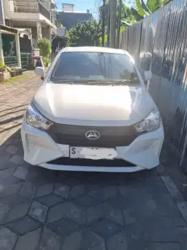 Dijual Ayla manual putih 2023