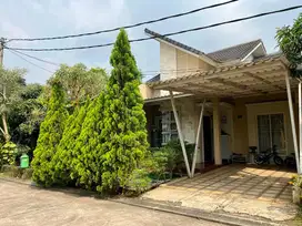 Rumah Dijual di Serpong Garden Cluster Green View Bisa Nego J-20191