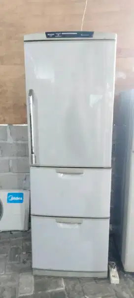 Kulkas 3 pintu JUMBO