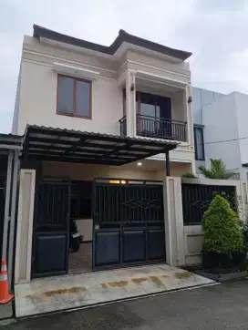 Rumah bagus siap huni, 2Lantai di Taman Gigi Galaxy Bekasi