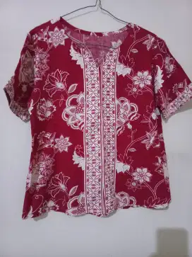 SALE KAOS/ ATASAN WANITA