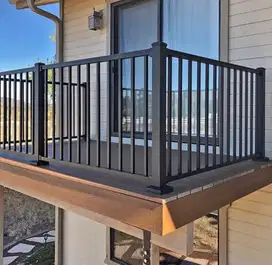 Reling balkon minimalis