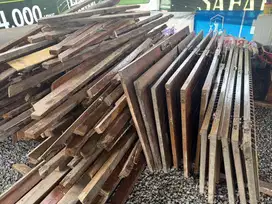 Pintu kusen jendela tiang triangle