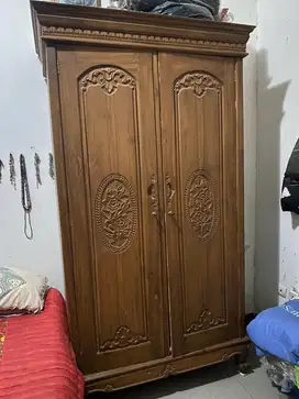 Lemari Jati Tua 2 Pintu