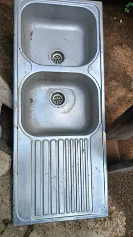Sink cuci piring