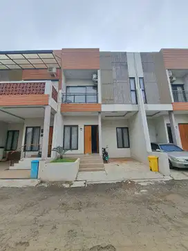 Rumah Hadap Utara 16 Menit ke One Belpark Mall SHM Siap KPR J-34653