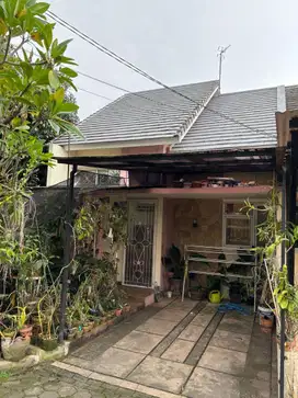 Rumah 2 Lt SHM Hadap Timur 18 Menit ke Cibubur Junction J-34356