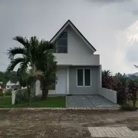 Rumah Hadap Timur 15 Menit ke Stasiun Cilebut Dibantu KPR J-35789