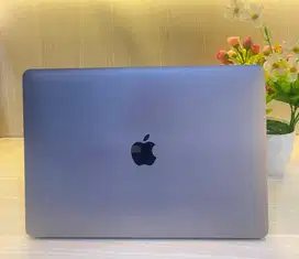 MacBook Air 2020 13inc Core I7 Ram 8GB SSD 256GB