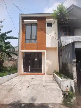 Rumah Hadap Timur SHM 15 menit ke Cibinong City Mall Siap KPR J-34960