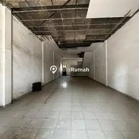 DISEWA RUKO JALAN SUMATRA KOMPLEK NIAGA MALINDO (RICKY A)
