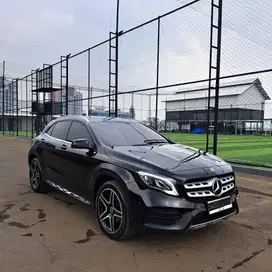[ Facelift ] Mercedes Benz GLA200 / GLA 200 AMG 2017 Hitam