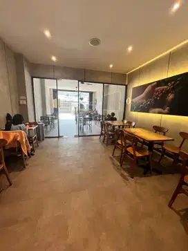 Sale Ruko Ex-Cafe Berlokasi Di Kawasan Ramai Usaha Dalem Kaum, Bandung