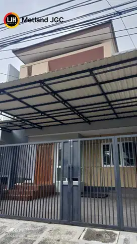 Rumah 2 Lantai lebar 9 di Sumagung, Kelapa Gading, Jakarta Utara