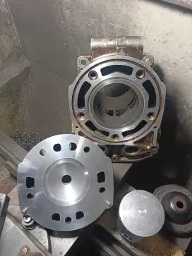 Operator mesin korter motor