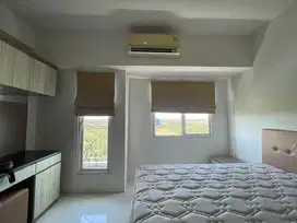 Disewakan Aprtemen UC Tower Berkeley Lt. 18, Citraland - Surabaya