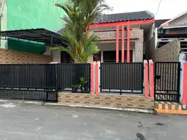 DIJUAL RUMAH SEMI FURNISH TAMAN OGAN PERMAI JAKABARING PALEMBANG