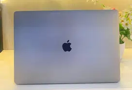 Macbook Pro 2019 Dual VGA 16inc Core I7 Ram 16GB SSD 500GB
