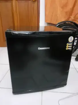 Kulkas mini Changhong cbc50