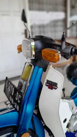 Yamaha V80 2 tak thn 1982 srt lkp sah & asli wrn biru putih original